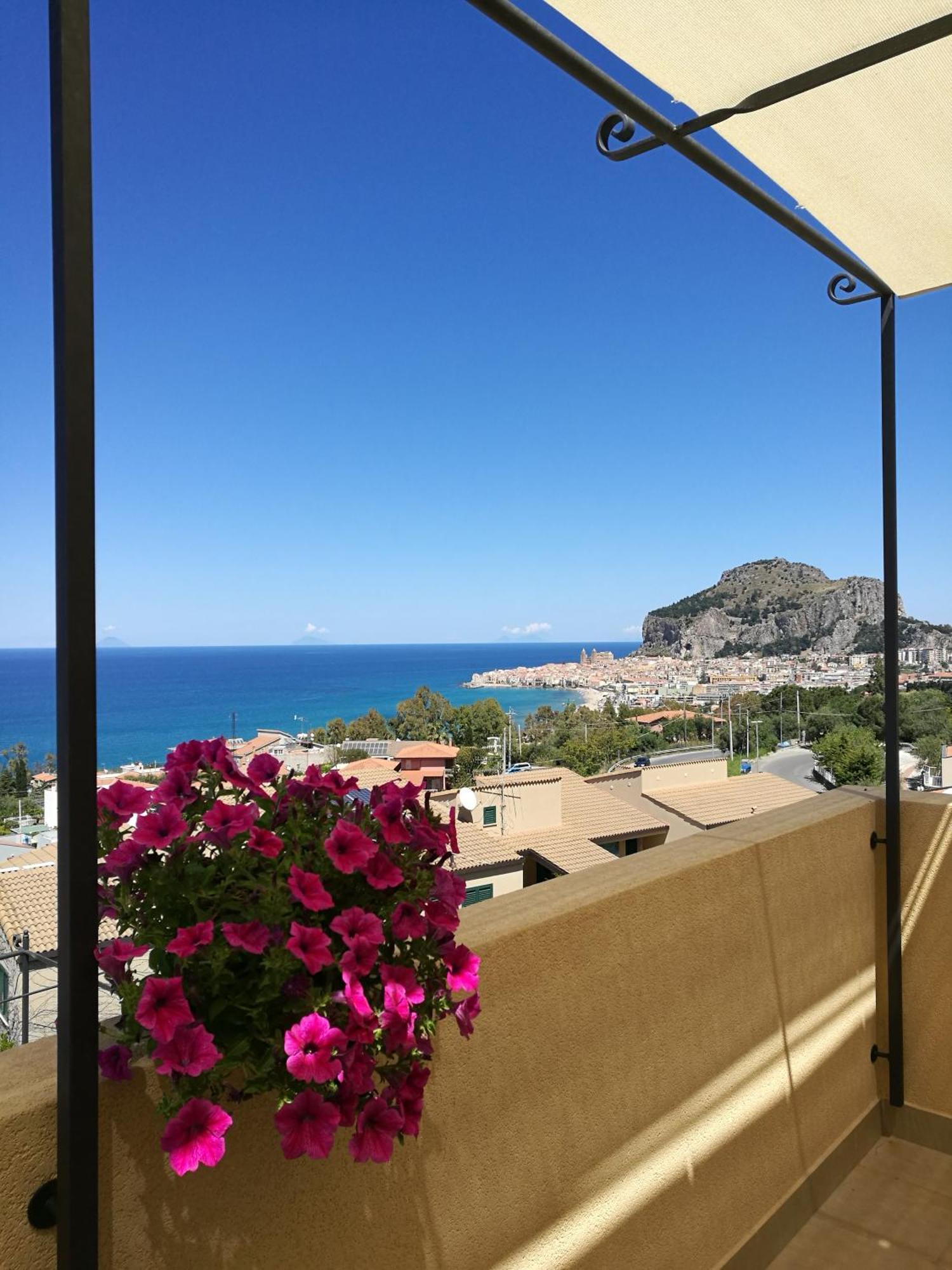 Casa Panoramica Santa Lucia Apartment เชฟาลู ภายนอก รูปภาพ